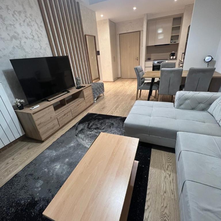 THE GATES 201 - One-Bedroom Apartment - 1