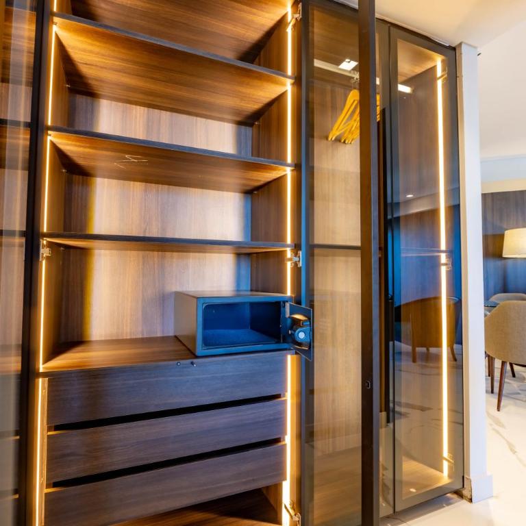 New Seaboard - Deluxe Suite - 9