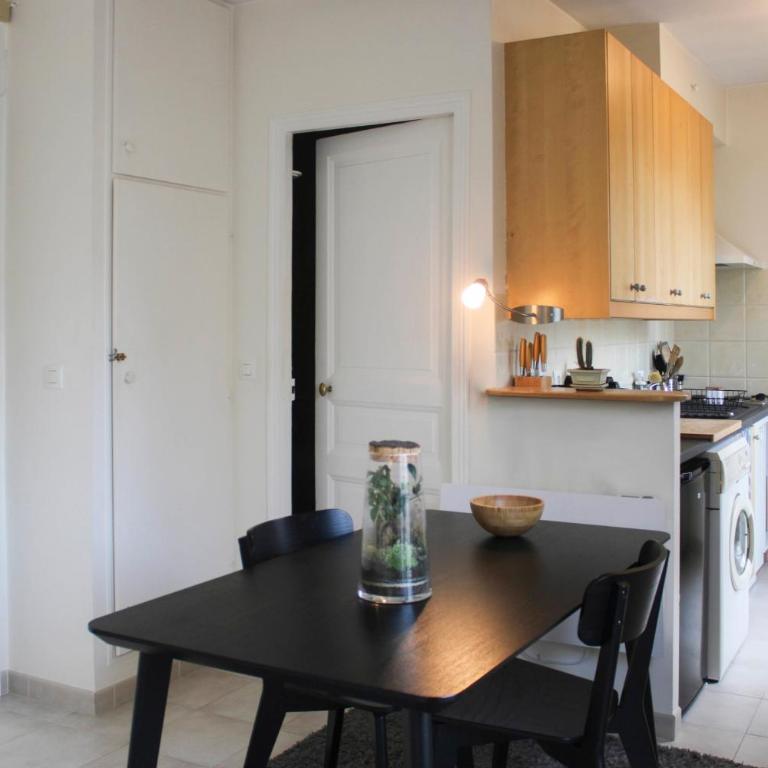 26 m love cocoon with Eiffel Tower view - Studio - 5