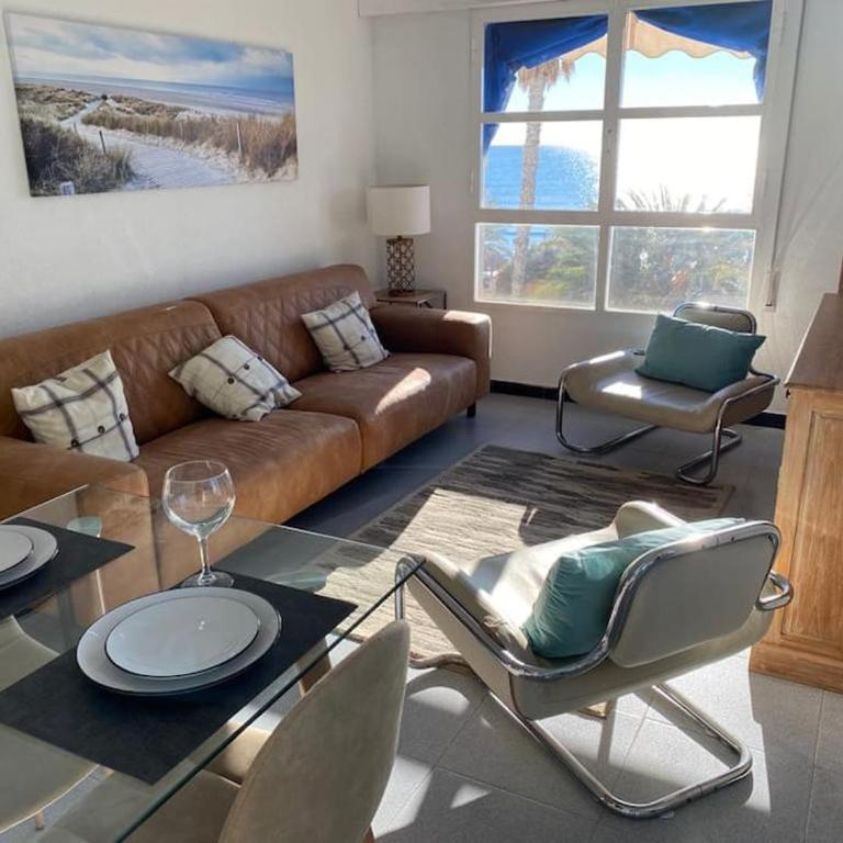 Apto Cala Real Playa Muchavista - ElCampello - Three-Bedroom Apartment - 10
