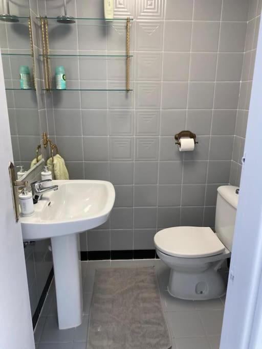 Apto Cala Real Playa Muchavista - ElCampello - Three-Bedroom Apartment - 34