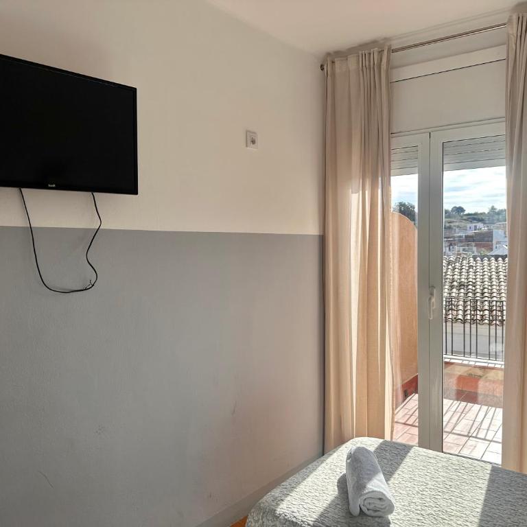 Can Setmanes by CozyCatalonia - Hostal Central Blanes - Habitación Doble Superior - 2 camas - 2