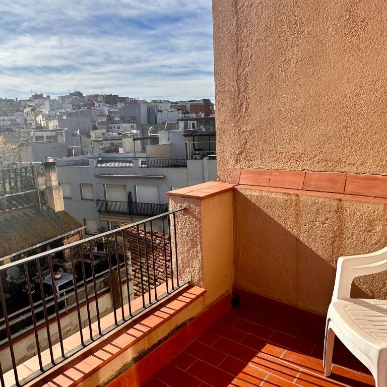 Can Setmanes by CozyCatalonia - Hostal Central Blanes - Habitación Doble Superior - 2 camas - 6