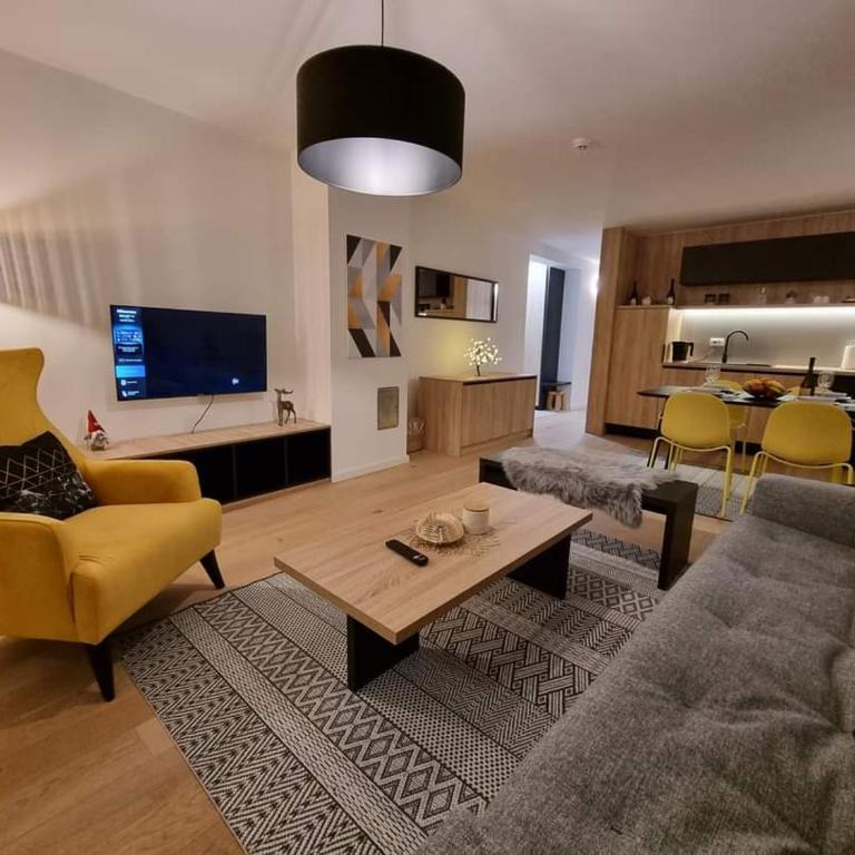 Olimpijska kuca 202 - Two-Bedroom Apartment with Balcony - 6