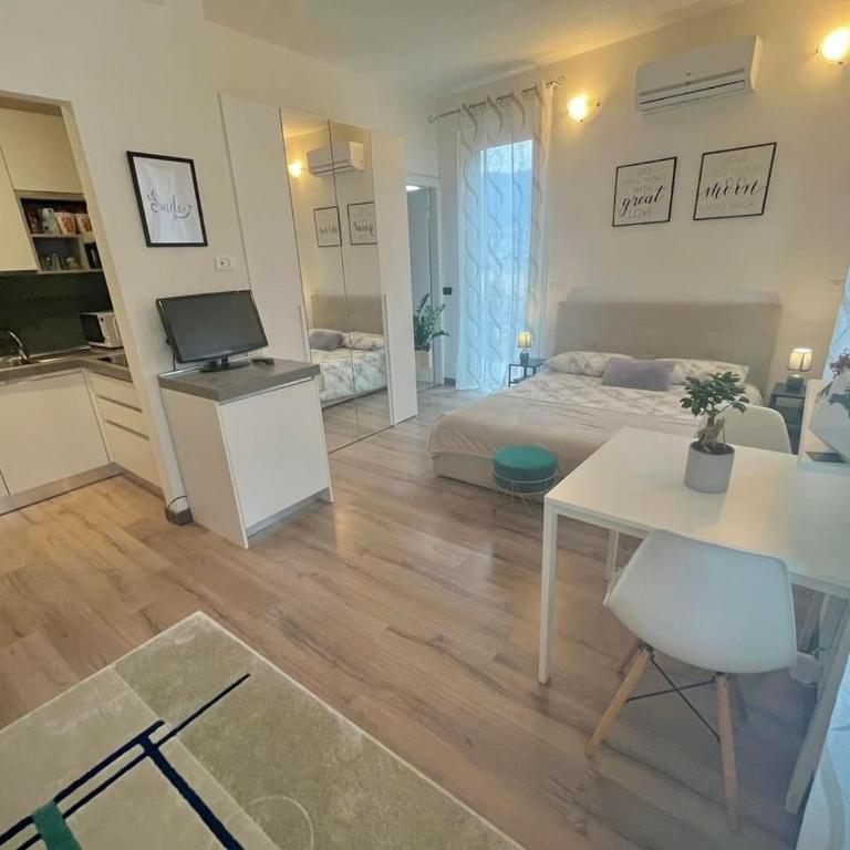 Bella Cernobbio my suite in the center - Monolocale Queen Deluxe - 14