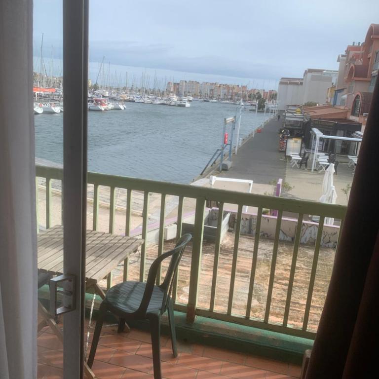 Location Nuit Studio Port Gruissan - Appartement 1 Chambre - 24