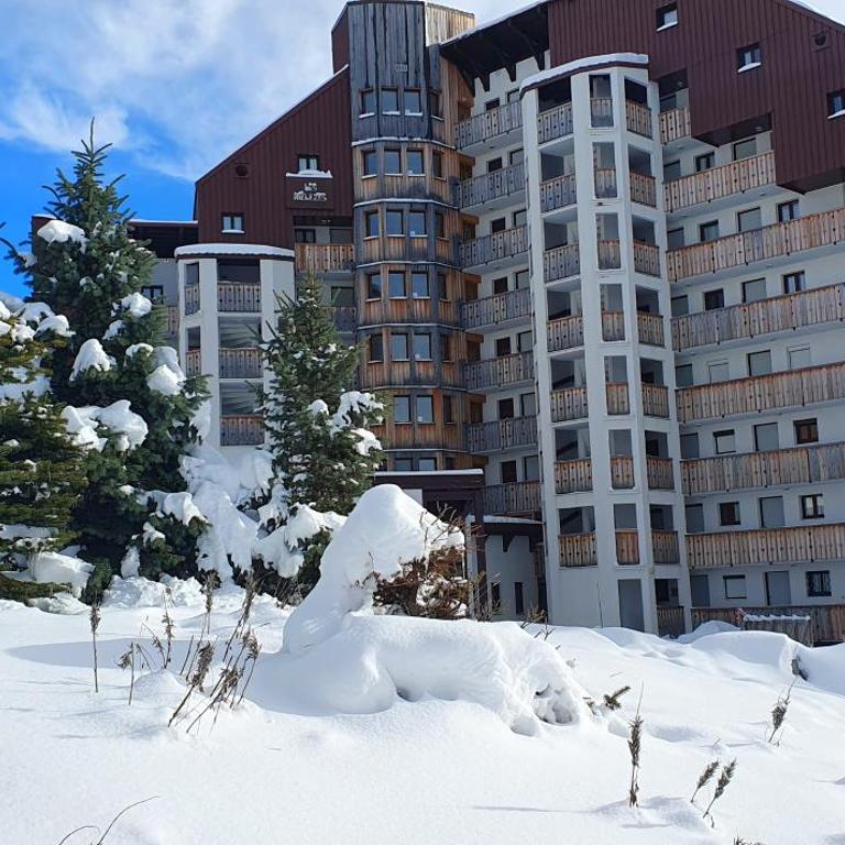 Studio rénové aux pieds des pistes - Parking couvert - Plein sud - Appartement 1 Chambre - 7