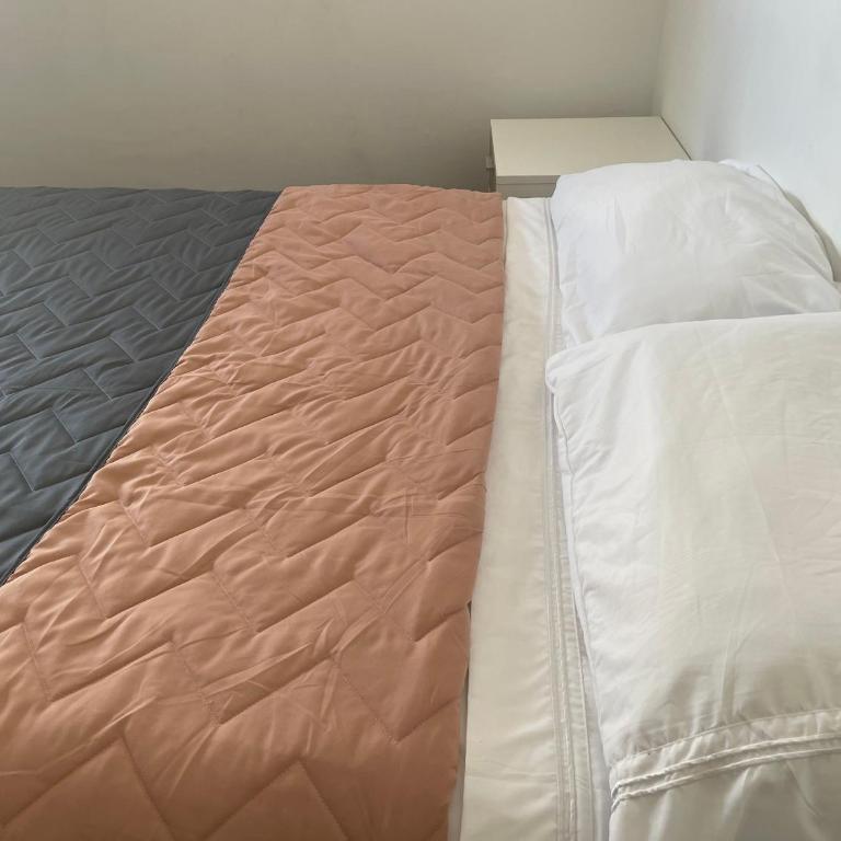 Departamento con PILETA y gran balcón terraza con quincho y asador propio - Apartamento de 1 dormitorio - 17