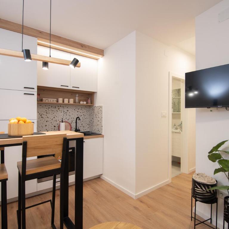 Cute 1BDR in City Center - Apartman sa 1 Spavaćom Sobom - 2