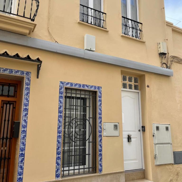 Maison Sereine - Two-Bedroom Apartment - 11