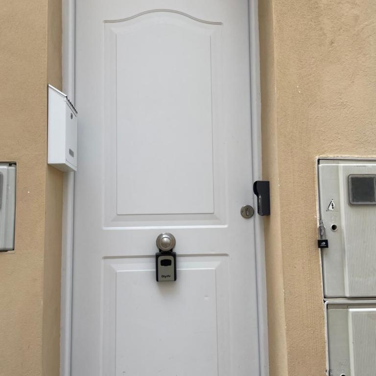 Maison Sereine - Two-Bedroom Apartment - 15