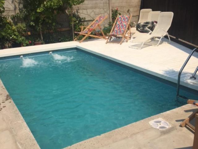 Casa isla Negra - Three-Bedroom House - 1