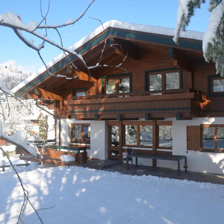Familienchalet Kitzblick - Ferienhaus - 2