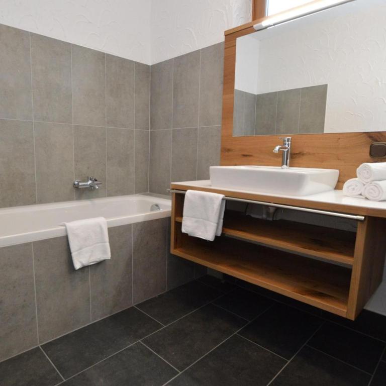 Familienchalet Kitzblick - Ferienhaus - 22