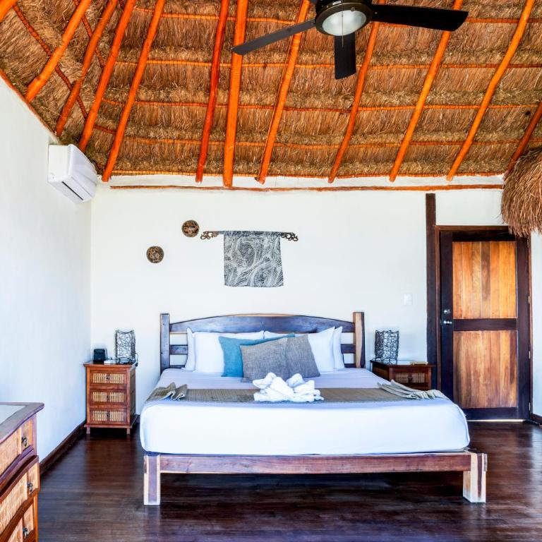Yayum Bacalar - Habitación con cama extragrande y vistas al lago - 7