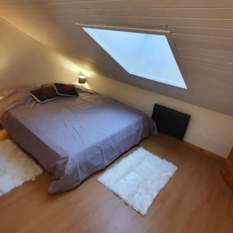 Studio avec mezzanine aménagée 2min des pistes, avec 1 chambre et 1 coin montagne - Appartement 2 Chambres - 7