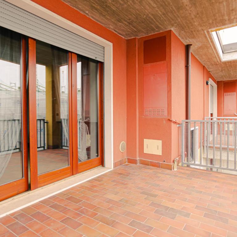 House 40 - SILKEYS - One-Bedroom Apartment - 2