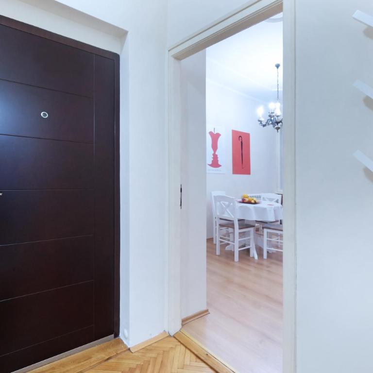 Illusion Downtown Apartment - Apartman sa 2 Spavaće Sobe - 15