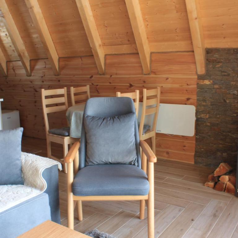 Three Houses - Two-Bedroom House - 24