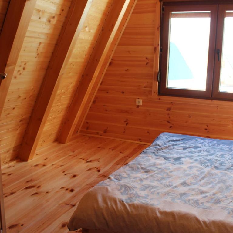 Three Houses - Two-Bedroom House - 27