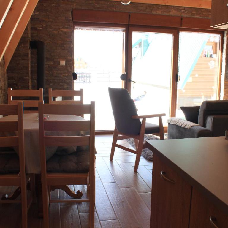 Three Houses - Two-Bedroom House - 28