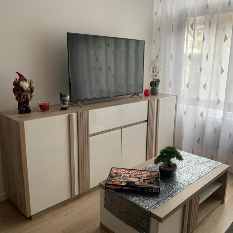 Appartement T4 140 m2 spacieux et calme pour 8 personnes - Appartement 3 Chambres - 3