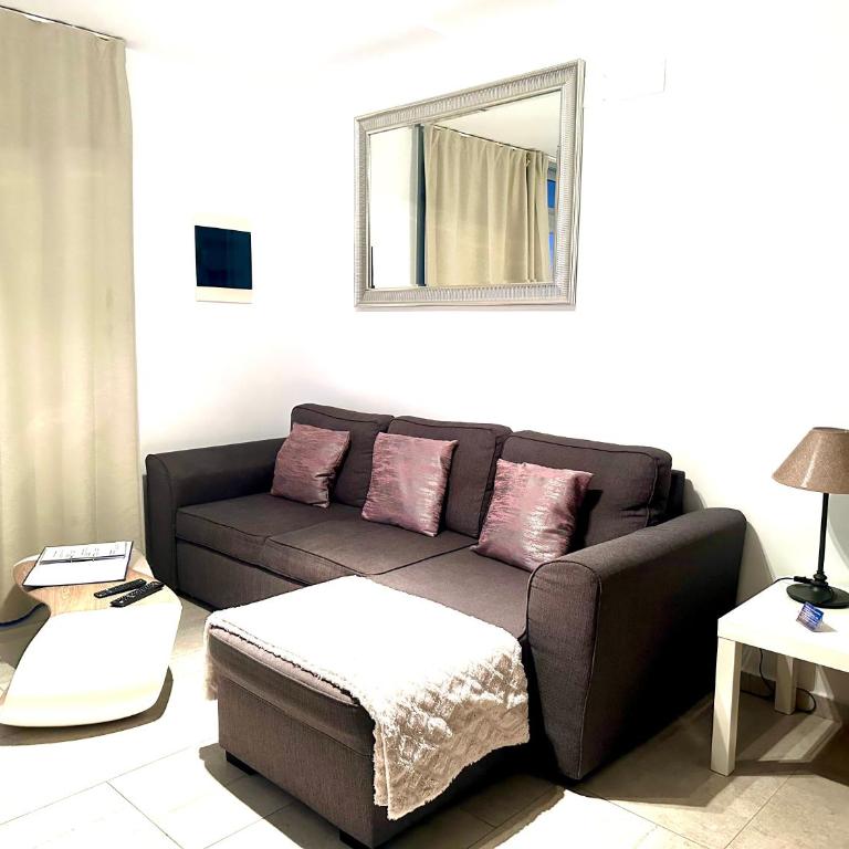 Los Gracioseros Apt 207 - Apartment with Pool View - 11