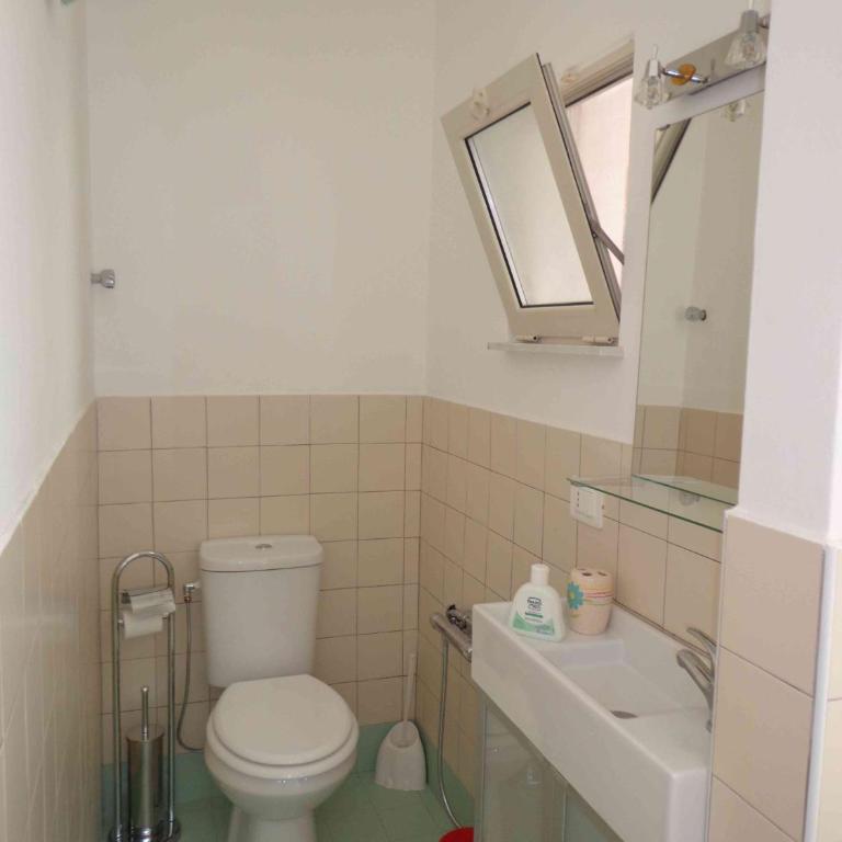 Appartamenti Catania Centro - Three-Bedroom Apartment with Balcony - 2