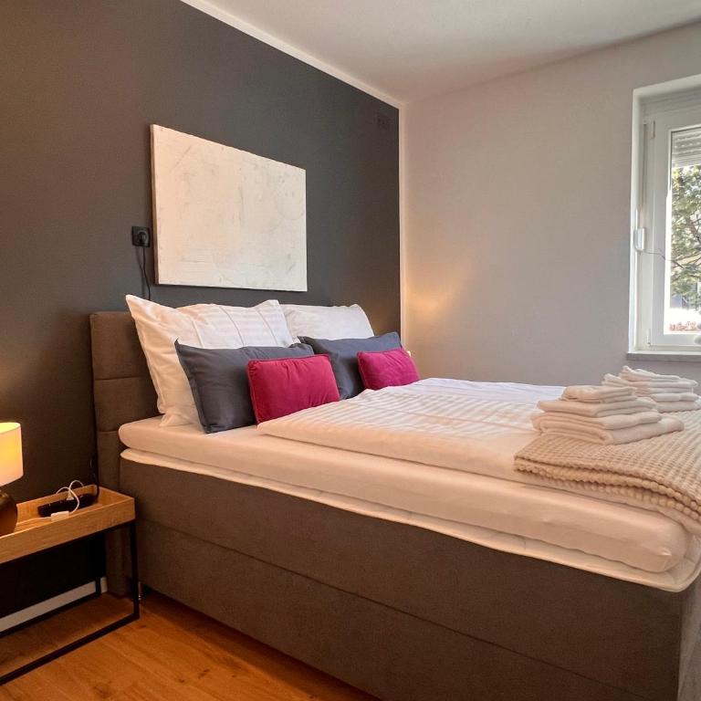 Ferienwohnung ImZaro: Erdgeschoss, 2 Schlafzimmer plus Schlafsofa, eigener Eingang, große Terrasse mit Garten! - Apartment mit 2 Schlafzimmern - 21