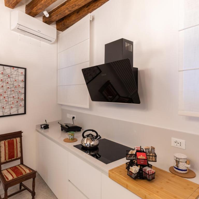 "Ea casa de mì 2", l'incanto di vivere Venezia - Apartment - Ground Floor - 23