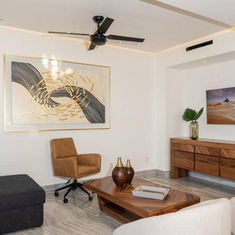 Luxury Condo D Residense - Three-Bedroom Apartment - 2