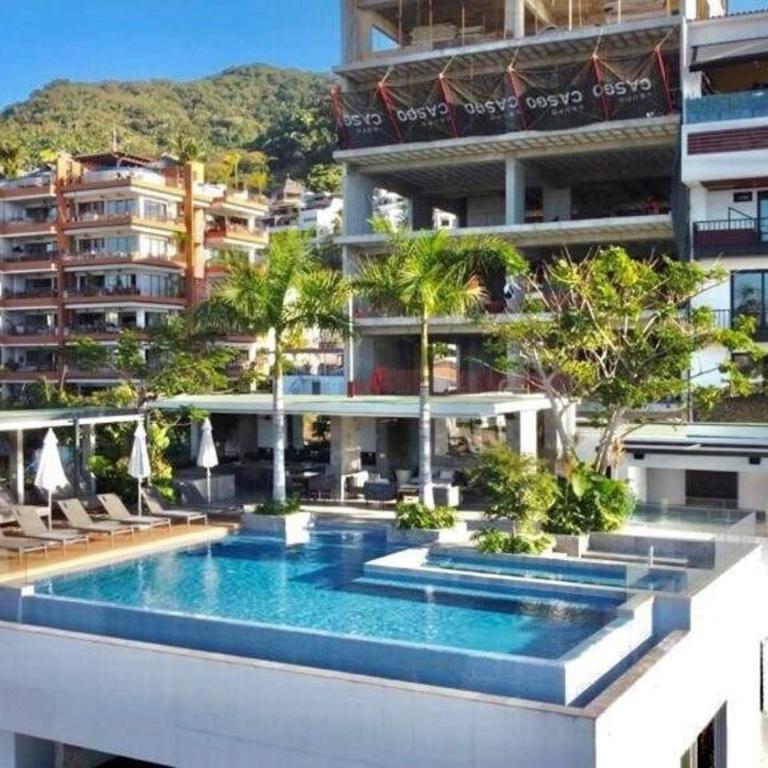 Luxury Condo D Residense - Three-Bedroom Apartment - 5