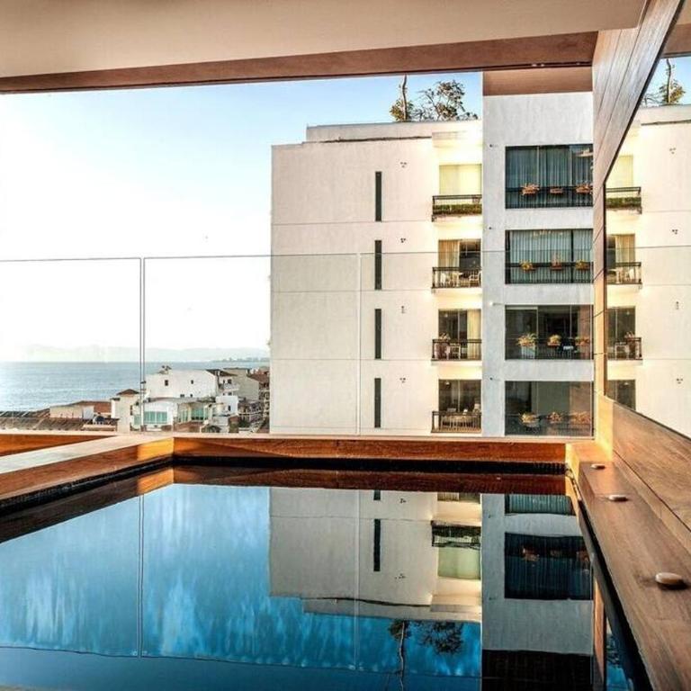 Luxury Condo D Residense - Three-Bedroom Apartment - 7