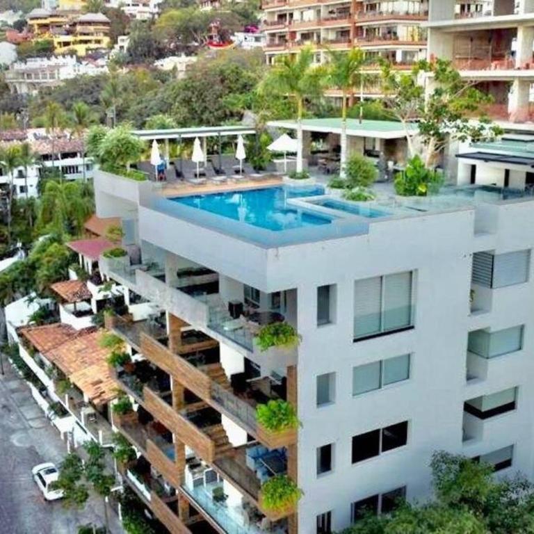 Luxury Condo D Residense - Three-Bedroom Apartment - 18