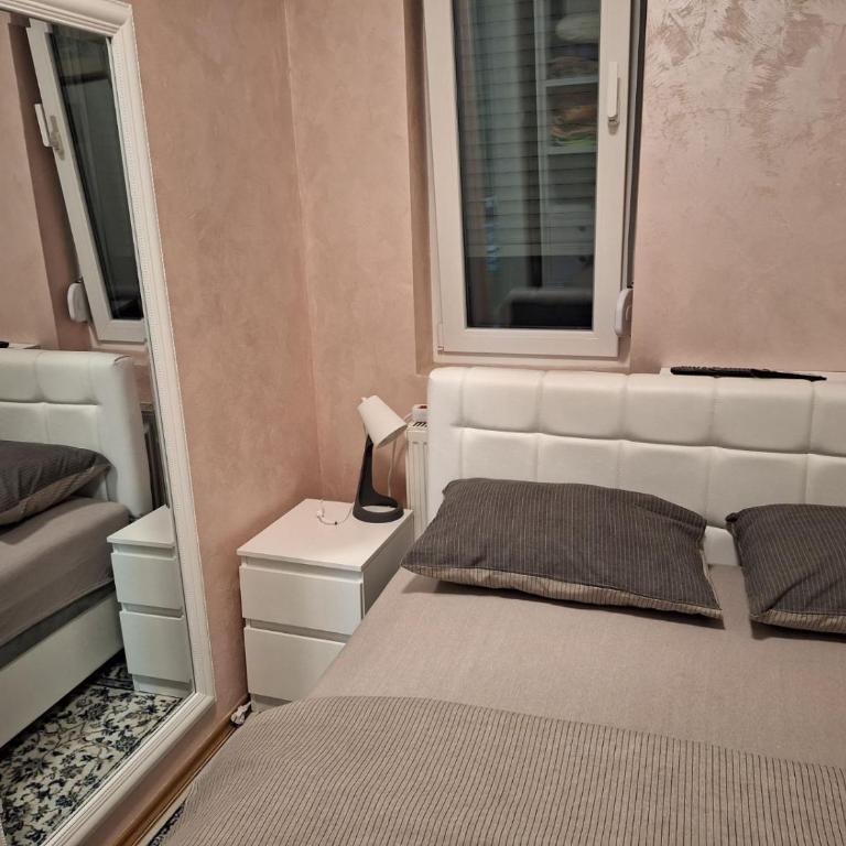 AKI APARTMAN - One-Bedroom Apartment - 16