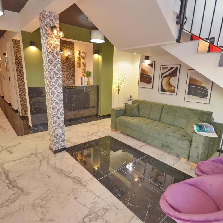 Residence Spa Apartments DUB - Studio with Pool View - 7
