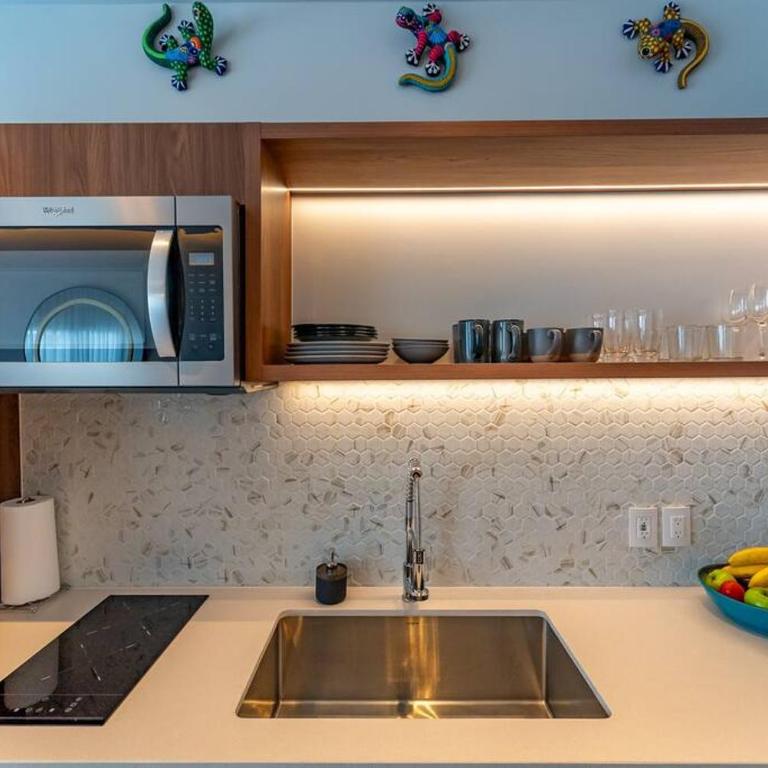 Casa Camaleón Luxury Condominium. Sea Views. Pools - One-Bedroom Apartment - 36