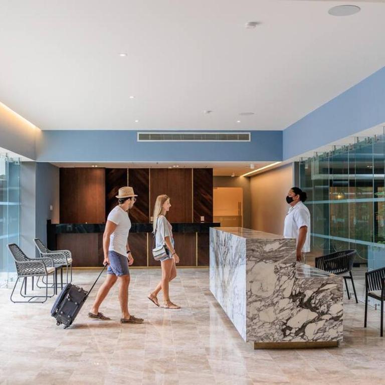 Casa Camaleón Luxury Condominium. Sea Views. Pools - One-Bedroom Apartment - 17