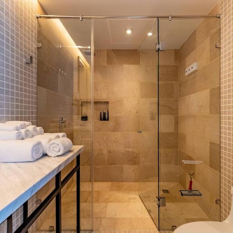 Casa Camaleón Luxury Condominium. Sea Views. Pools - One-Bedroom Apartment - 50