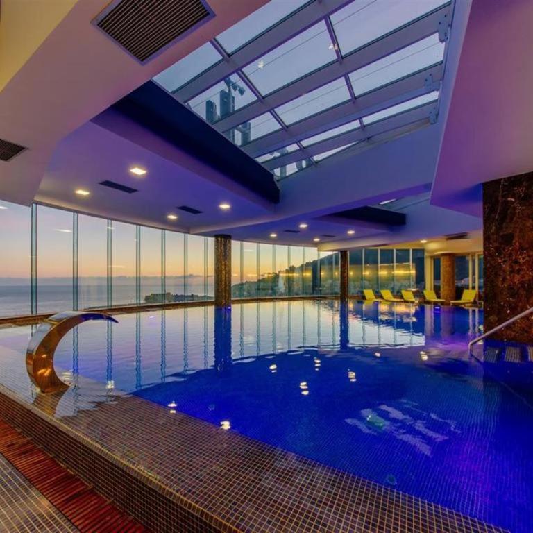 Luxury 3 bedroom private apt in beachfront Hotel - Apartman sa 1 Spavaćom Sobom - 2