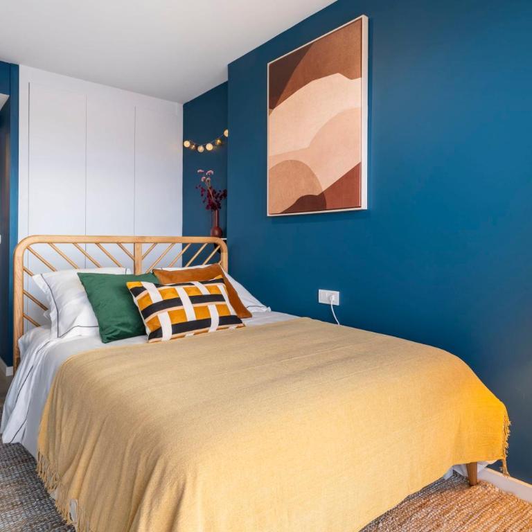 Gran Canet 2BR! Walk to Beach, Stunning Sea Views - Apartamento - 11