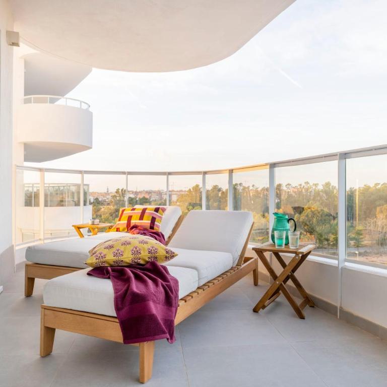 Gran Canet 2BR! Walk to Beach, Stunning Sea Views - Apartamento - 20