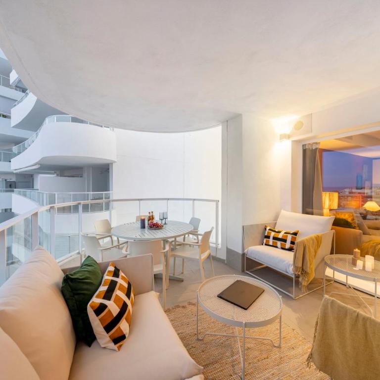 Gran Canet 2BR! Walk to Beach, Stunning Sea Views - Apartamento - 29