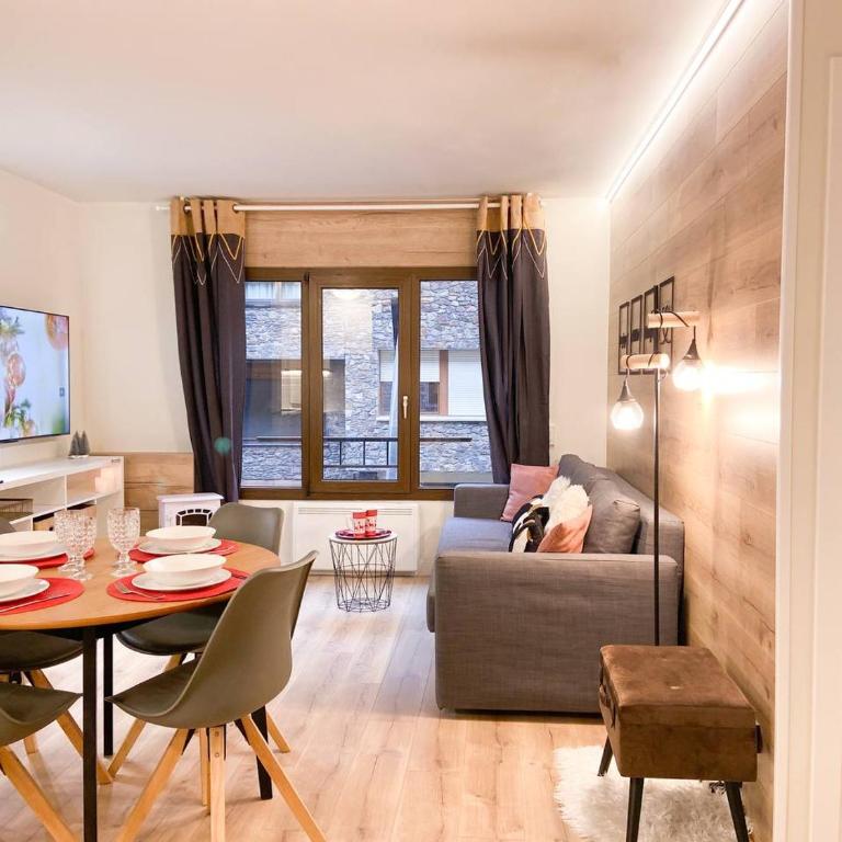 Apartamento Romántico & Céntrico En Encamp - 4pax l by BonesVacances - Appartamento con 1 Camera da Letto - 38