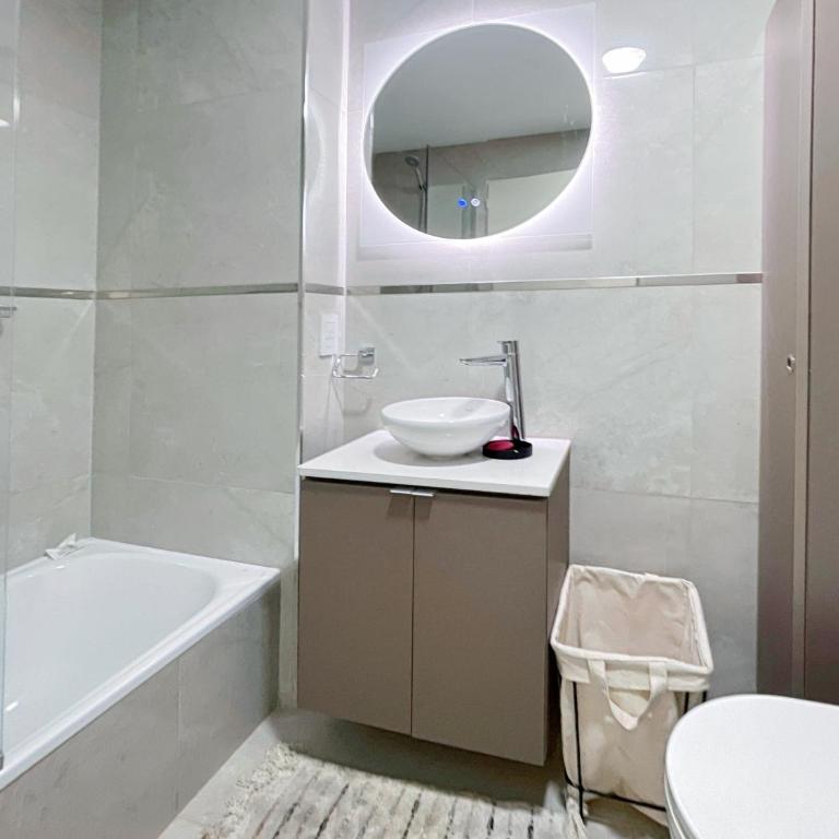 This studio is located in the historic and cultural neighborhood of San Telmo, k - Apartamento - 6