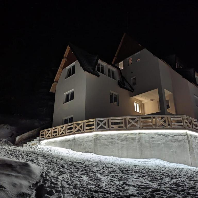 Studio Čuvarkuća - One-Bedroom Apartment - 25