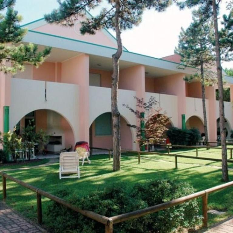 Relaxing apartment with garden and pool - Apartment - 13