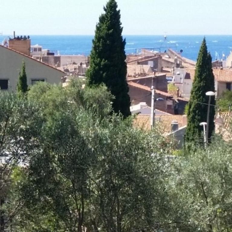 HPC Suites - Cassis Centre - Parking Securisé et Piscine Chauffée - Appartement 1 Chambre - Vue sur Mer - 2