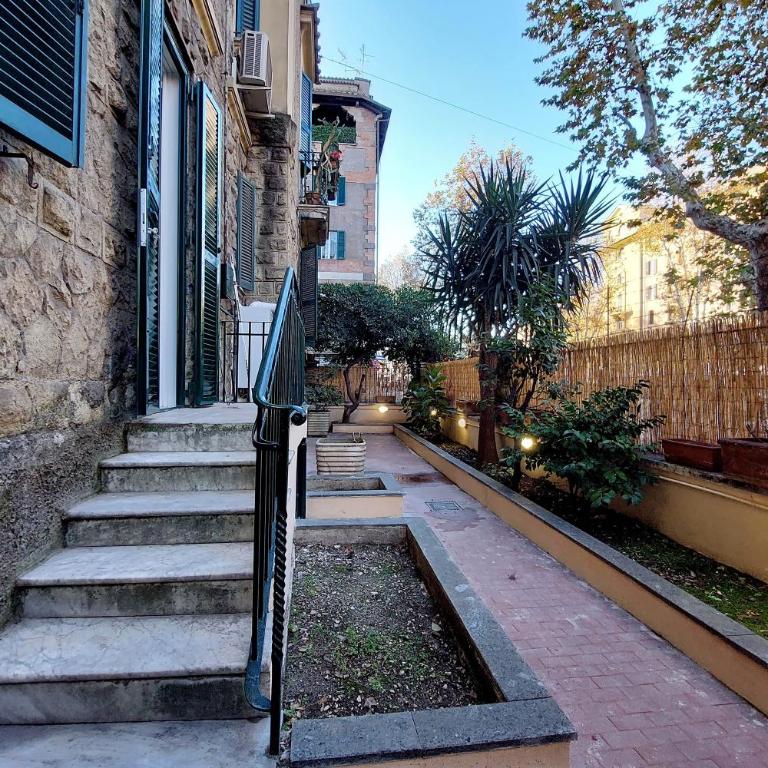 YCH-Brand new Vatican flat with terrace - One-Bedroom Apartment - 39