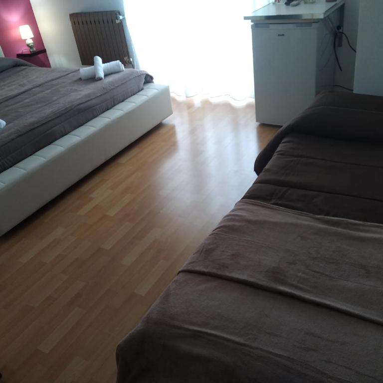 Artemide Rent BedRooms - Triple Room with Terrace - 5